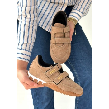 Tunga Bej Süet Cırt Cırtlı Spor Ayakkabı