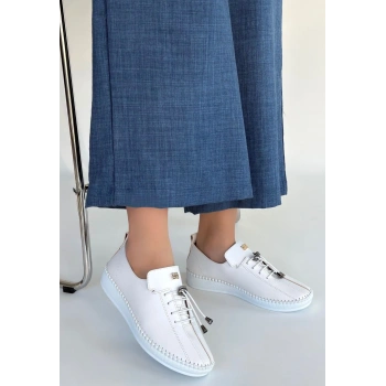 Warte Beyaz Cilt Bağcıklı Spor Ayakkabı