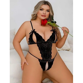Büyük Beden Siyah Dantel İşlemeli Dekolteli Fantezi Babydoll