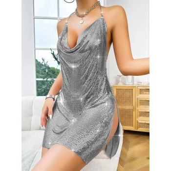 Özel Tasarım Gümüş Payetli Zincir Detaylı Parlak Işıltılı Sırt Dekolteli Fantezi Mini Club Elbisesi
