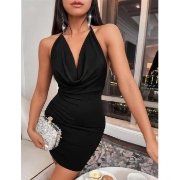 Siyah Boyundan Bağlamalı Sırt Dekolteli Mini Club Elbisesi