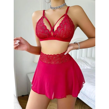 Kırmızı Dantel İşlemeli Etekli Fantezi Sütyen Takımı