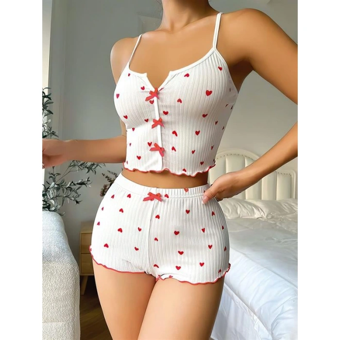 Beyaz Fiyonk Desenli Kalpli Askılı Şortlu Pijama Takım