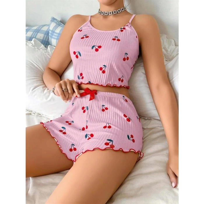 Pembe Kiraz Desenli Askılı Şortlu Pijama