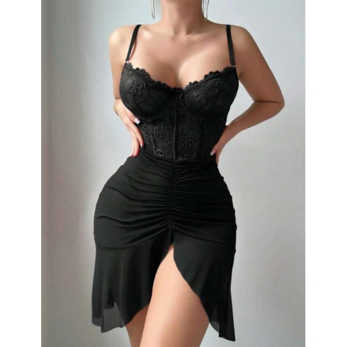 Fırfırlı Dantel İşlemeli Tül Fantezi Siyah Gecelik