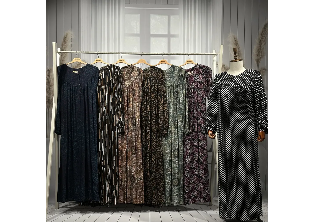 HESNA 8227 ROBALI ELBİSE - KARIŞIK DESENLER - 01-KARIŞIK DESEN - (Asorti: 3-5-7)