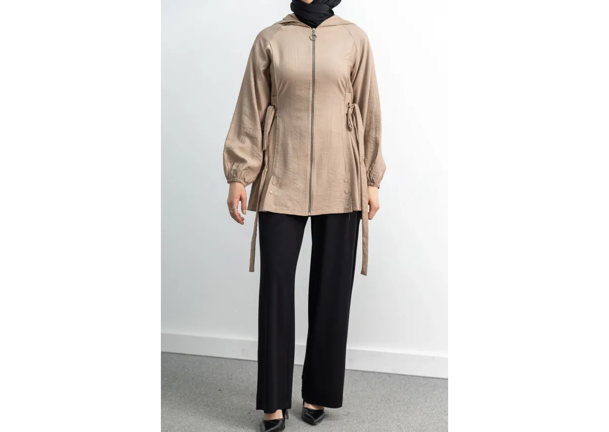 Letafet Şerit Detaylı Kapüşonlu Fermuarlı Ceket - VİZON - (Asorti: S-XL)