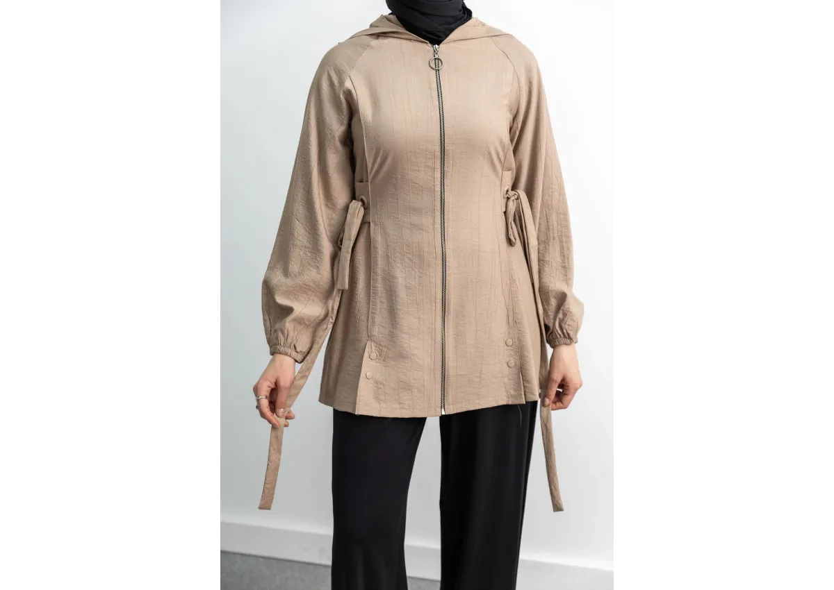 Letafet Şerit Detaylı Kapüşonlu Fermuarlı Ceket - VİZON - (Asorti: S-XL)