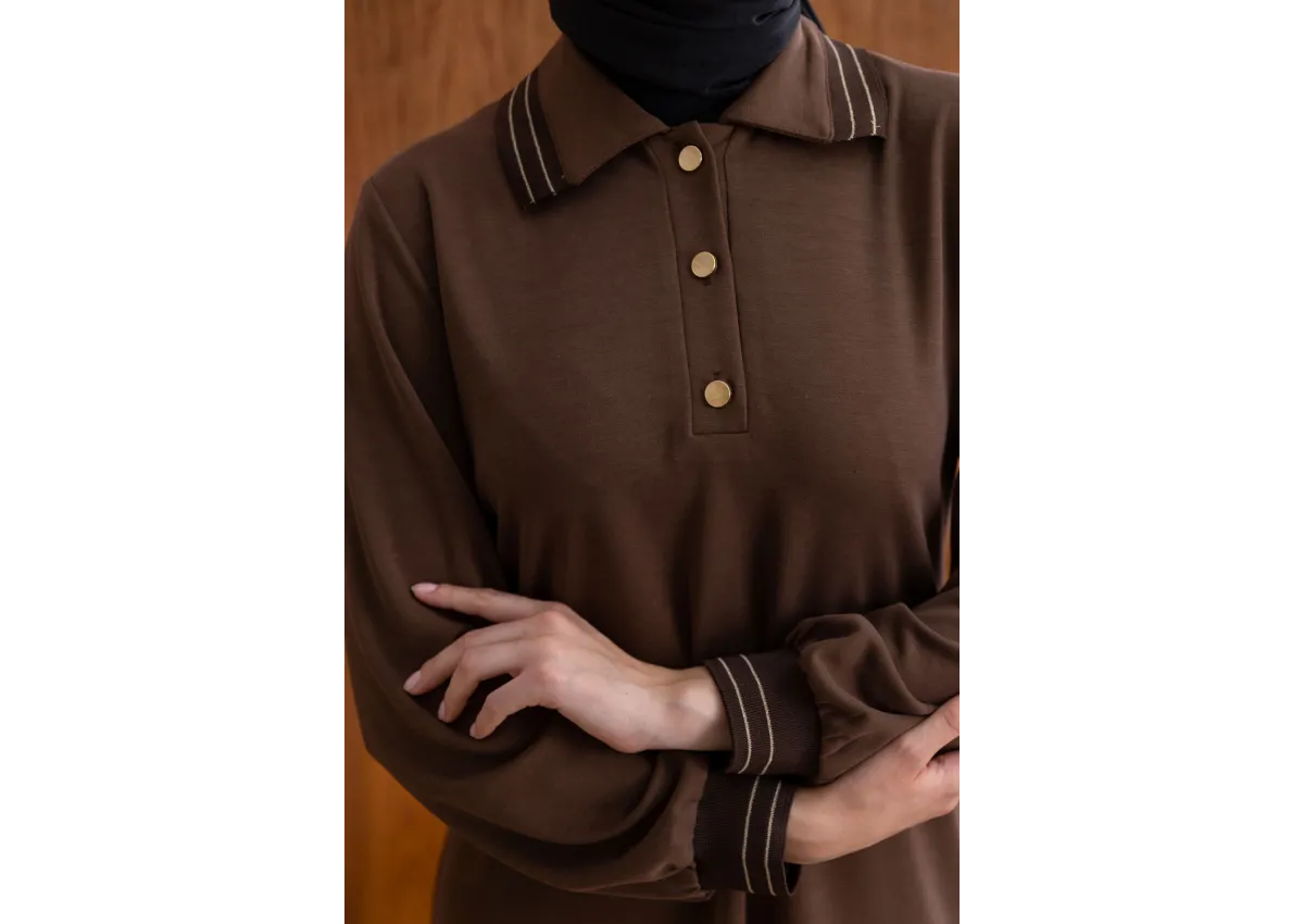 YAKASI VE MANŞETİ RİBANALI ELBİSE - KAHVE - (Asorti: M-XXL)