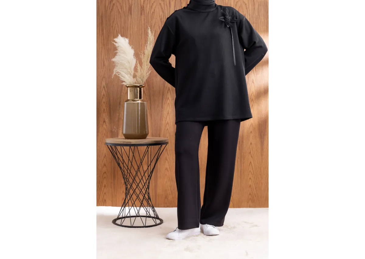 KOLU PİLİSE DETAYLI BROŞLU PANTOLONLU TAKIM - SİYAH - (Asorti: M-XXL)