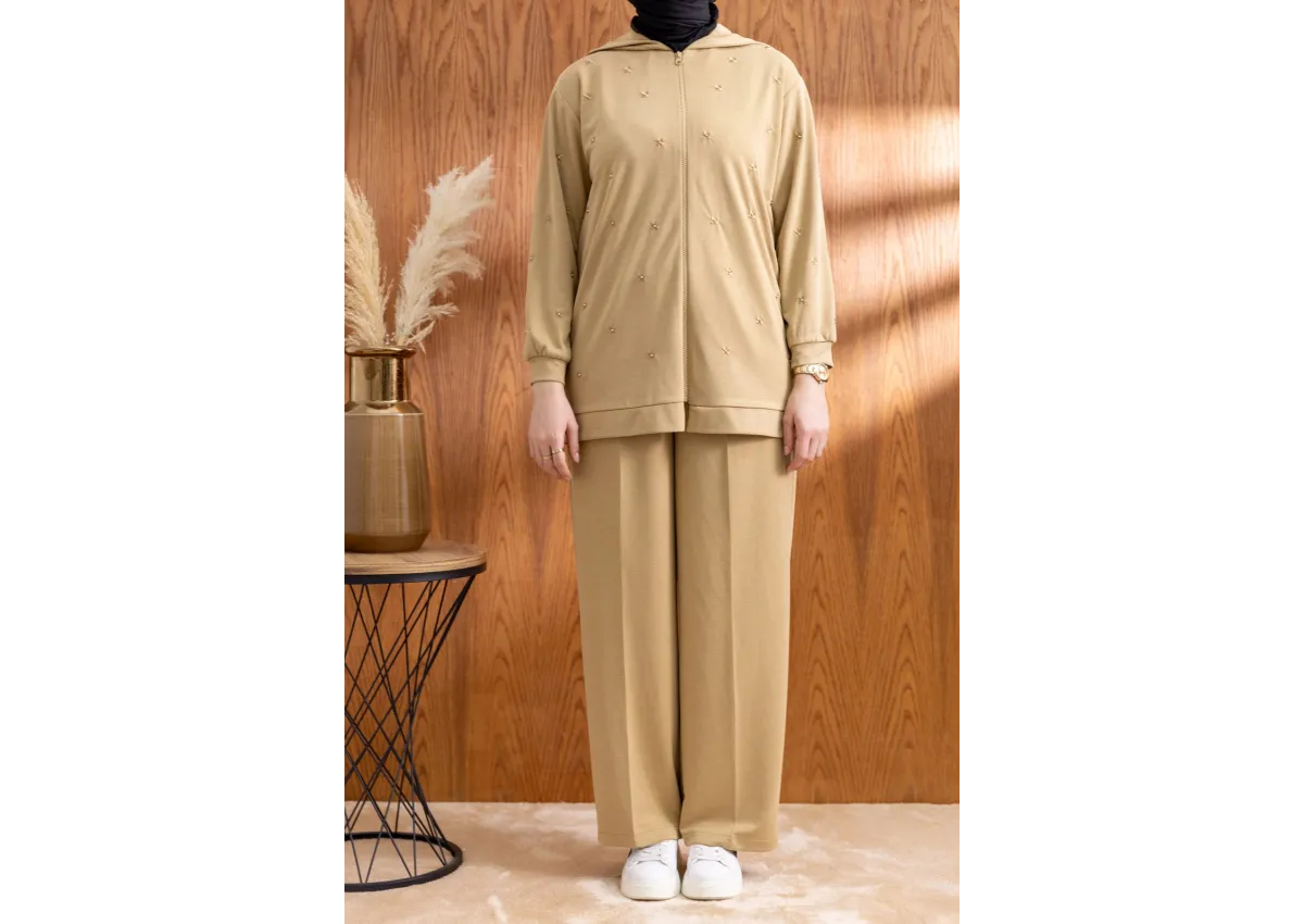 NAKIŞ VE İNCİ DETAYLI PANTOLONLU TAKIM - TAŞ - (Asorti: M-XXL)