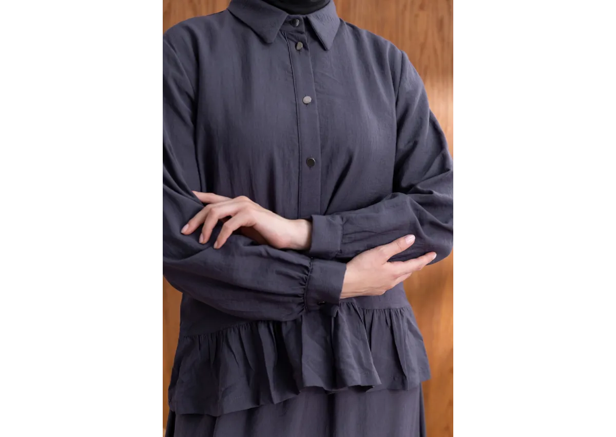 FIRFIR DETAYLI GÖMLEK YAKA ETEKLİ TAKIM - ANTRASİT - (Asorti: 46-52)