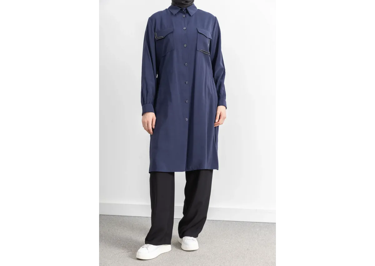 CEPLERİ TAŞ DETAYLI KUŞAKLI ARABOY - LACİVERT - (Asorti: 46-52)