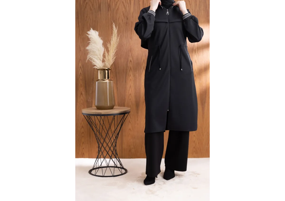 KAPÜŞONLU RİBANA VE ALLER DETAYLI GİYÇIK - SİYAH - (Asorti: 46-52)