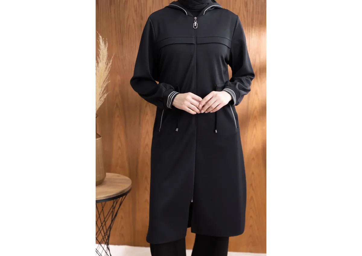 KAPÜŞONLU RİBANA VE ALLER DETAYLI GİYÇIK - SİYAH - (Asorti: 46-52)