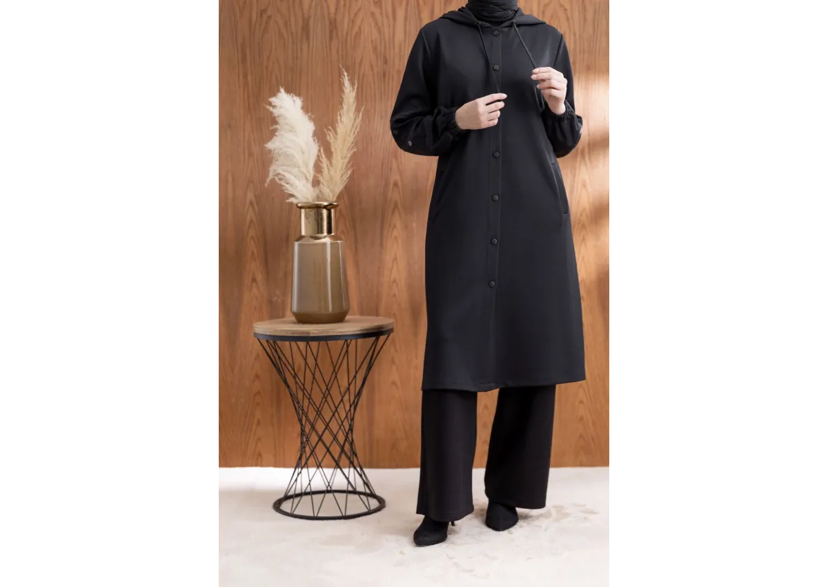 ÖNÜ ÇITÇITLI KAPÜŞONLU GİYÇIK - SİYAH - (Asorti: 46-52)