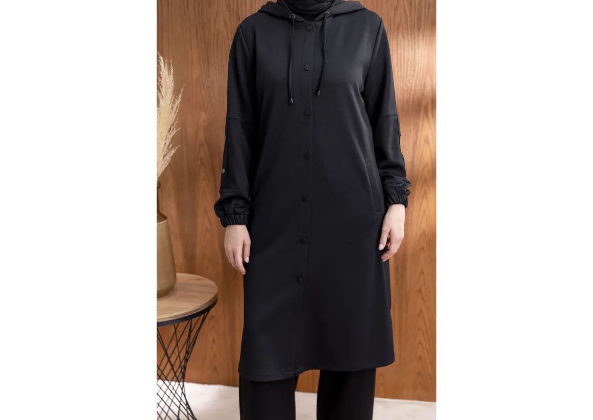 ÖNÜ ÇITÇITLI KAPÜŞONLU GİYÇIK - SİYAH - (Asorti: 46-52)