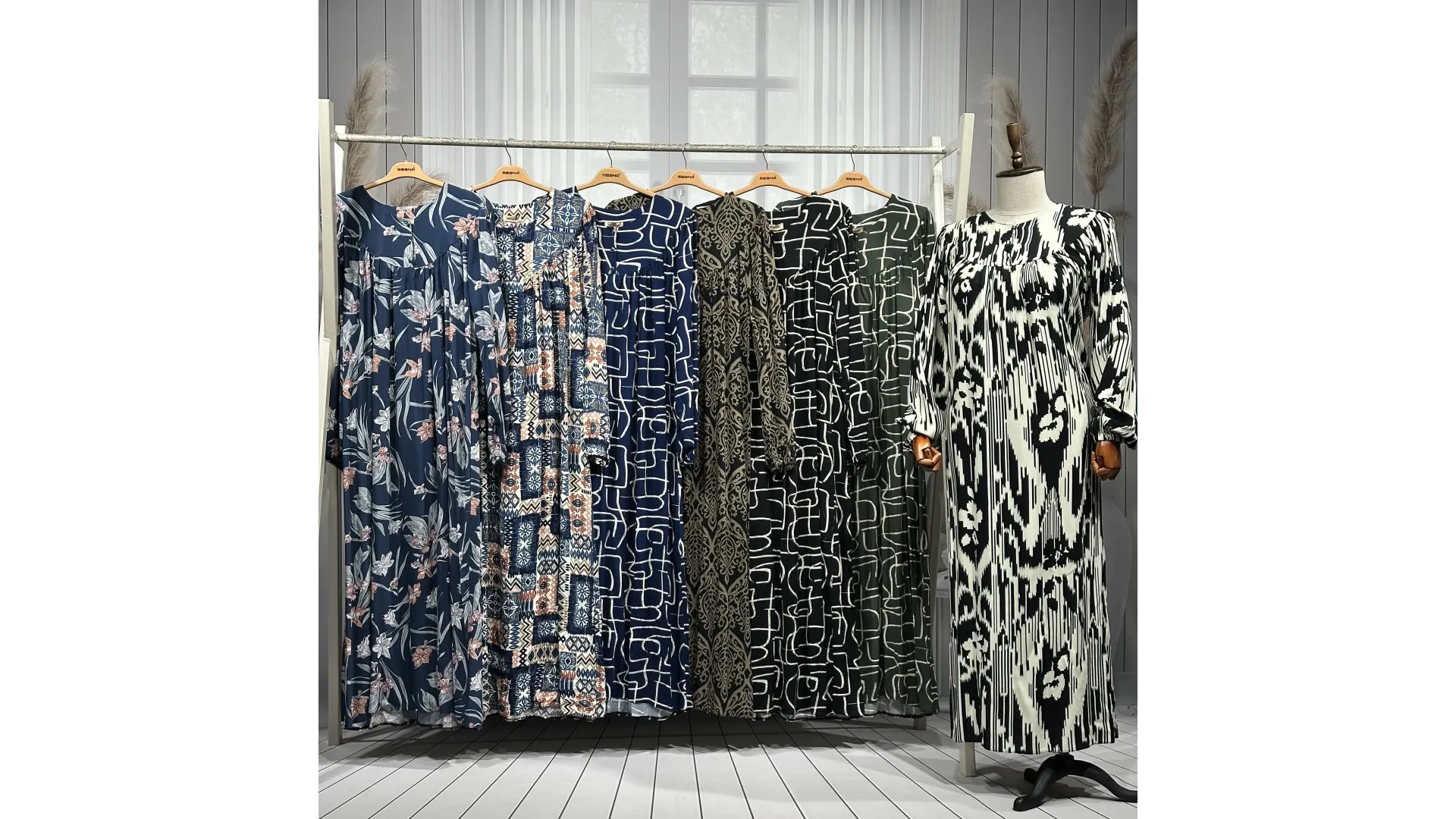 HESNA 8227 ROBALI ELBİSE - KARIŞIK DESENLER - 01-KARIŞIK DESEN - (Asorti: 3-5-7)