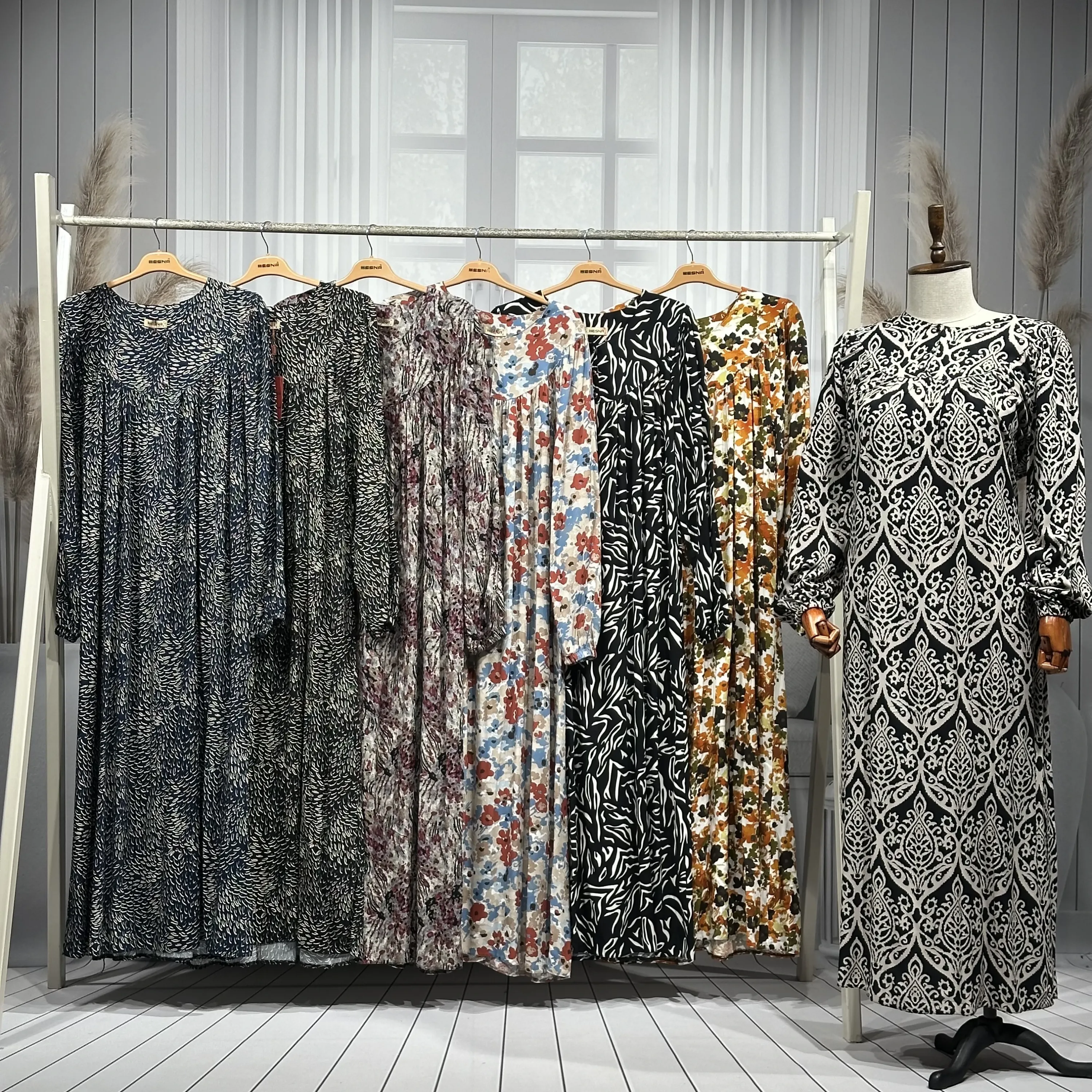 HESNA 8227 ROBALI ELBİSE - KARIŞIK DESENLER - 01-KARIŞIK DESEN - (Asorti: 3-5-7)