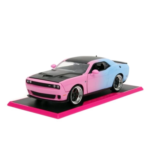 Jada Toys 1:24 W5 2015 Dodge Challenger SRT Hellcat Die-Cast Car