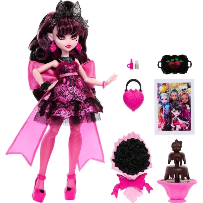 Monster High Canavar Topu Bebekleri Draculaura