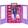 Barbie Fashionistas Son Ünlü Gardırop Taşınabilir Moda Oyunu ile Bebek
