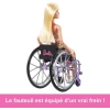 Barbie Fashionistas Tekerlekli Sandalye ve Kıvırcık Esmer Saçlı Bebek