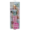 Barbie Sağlık Görevlisi Bebeği
