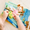 Melissa & Doug Soft Activity Bebek Kitabı - Ne Giymeliyim?