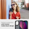 Spigen Ultra Hybrid [Sararma Önleyici Teknoloji] iPhone 13 Kılıf