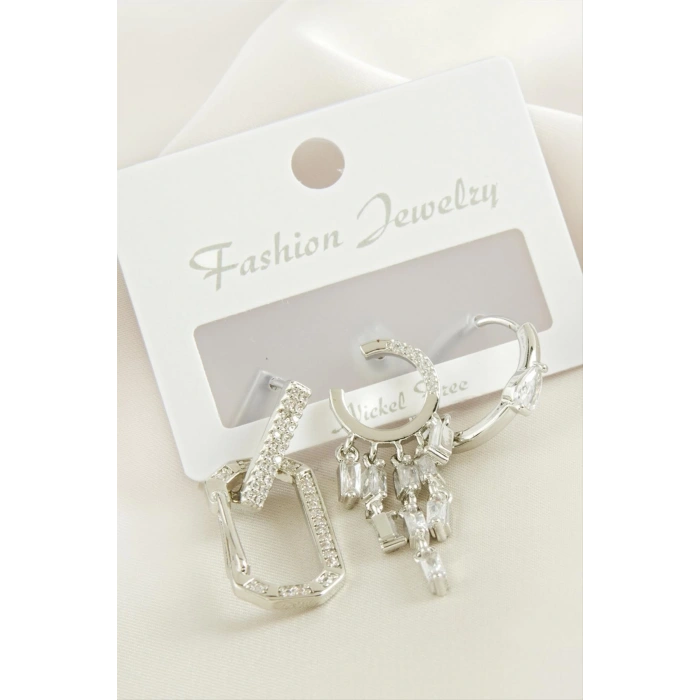 3 Adet Baget Taşlı Küpe