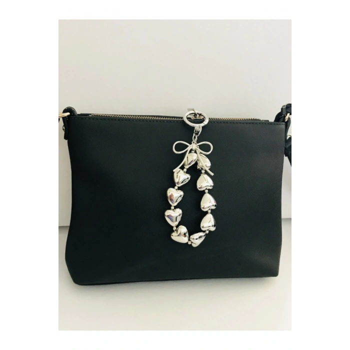 Kalp Charmlı Çanta Süsü