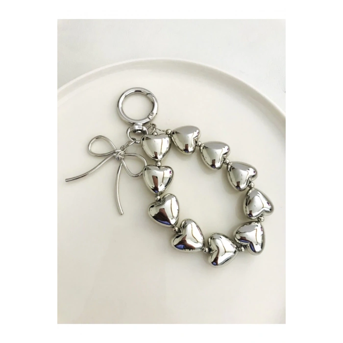 Kalp Charmlı Çanta Süsü