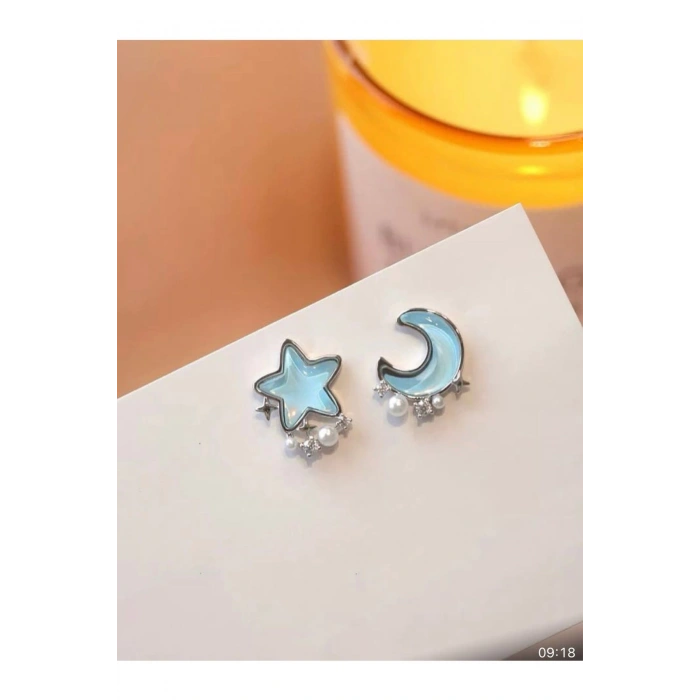 Mavi Ay ve Yıldız Küpe