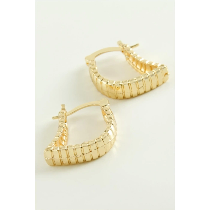 Oval Kilitli Halka Küpe