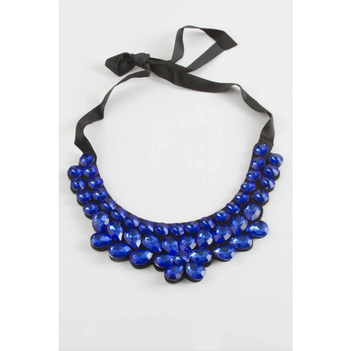 Papatya Taşlı Yaka Kolye