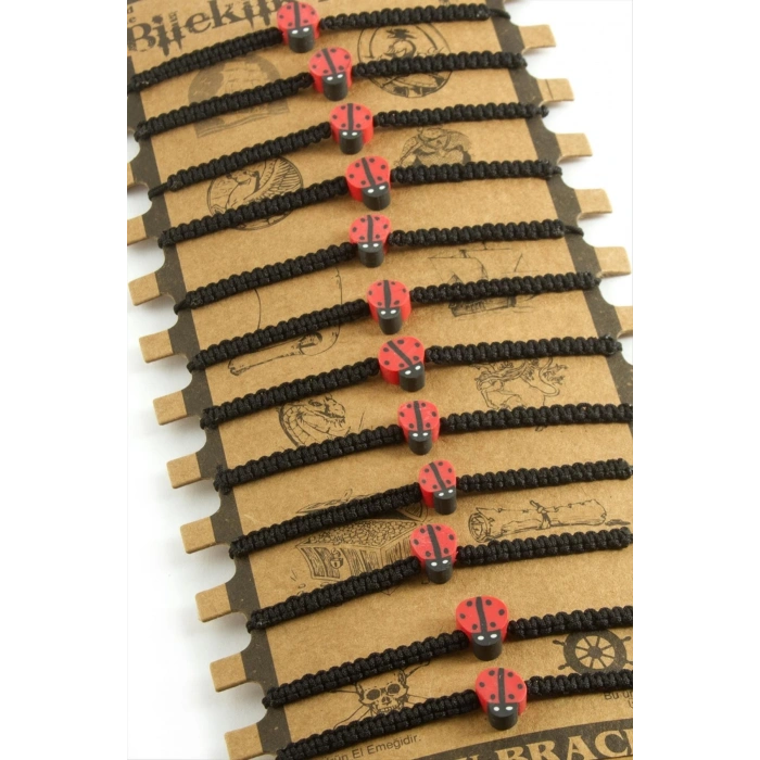 Uğur Böceği Makrome Örgülü Bileklik