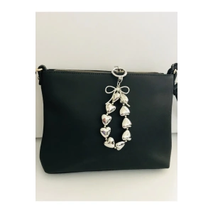 Kalp Charmlı Çanta Süsü