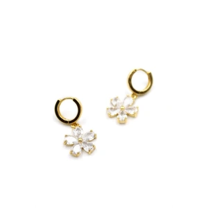 Çiçek Küpe - Beyaz