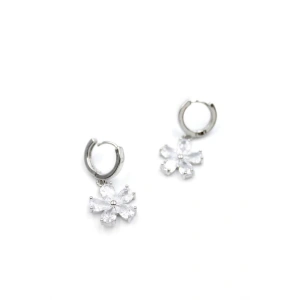 Çiçek Küpe - Beyaz