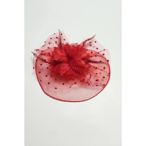 Çiçek Tüylü Dantelli Şapka Toka