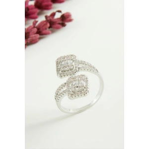 Xuping Baget Taşlı Lüks Çelik Yüzük