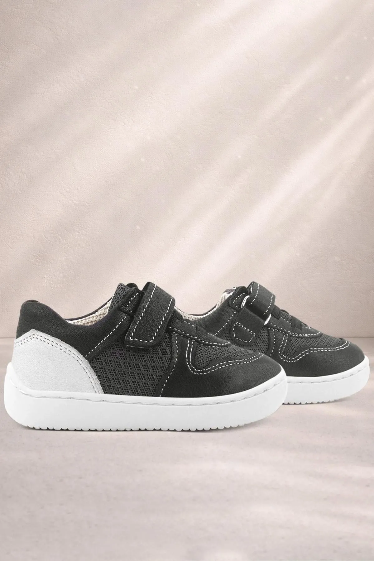 Bob Hakiki Deri Siyah Barefoot Cırtlı Lastikli Bebek Sneaker Ayakkabı