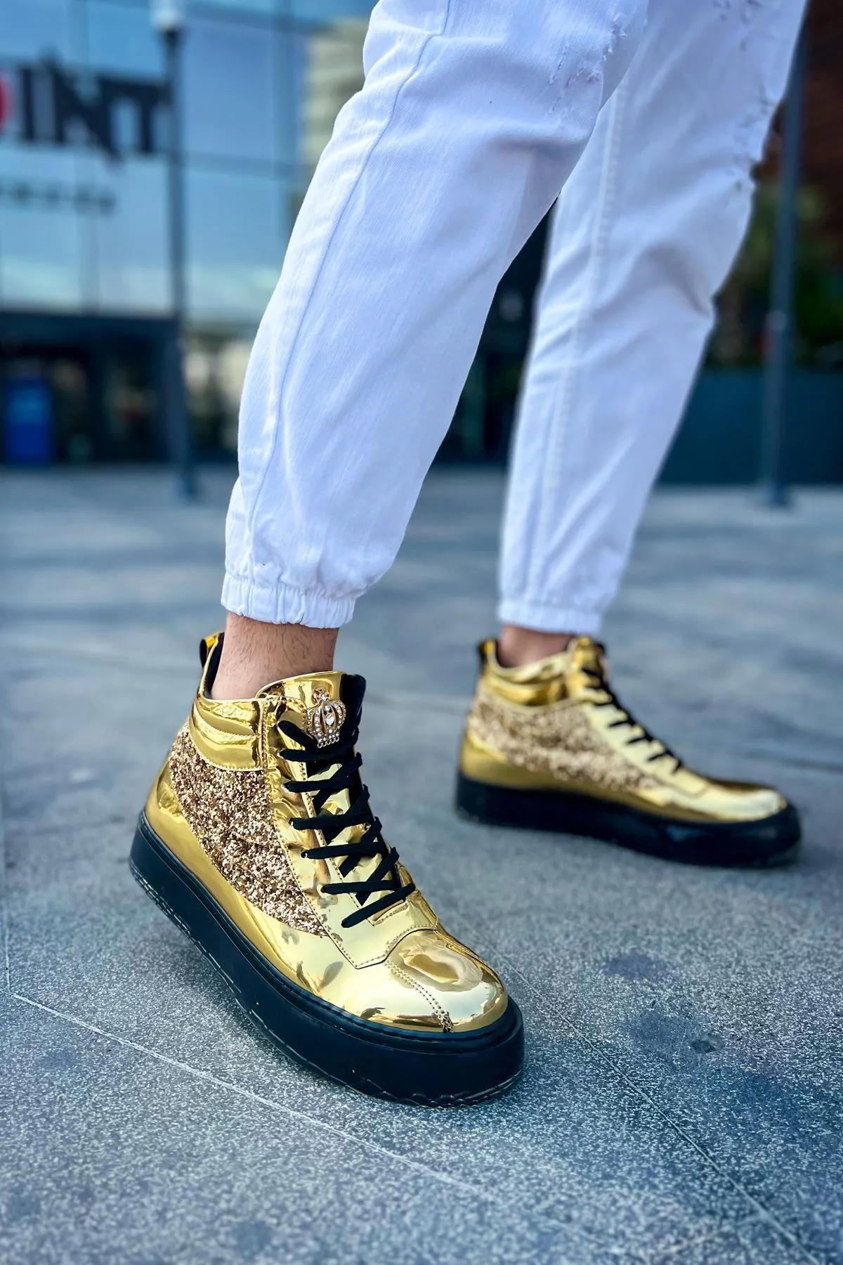 Ch973 - Majesty St Erkek Bot Altın