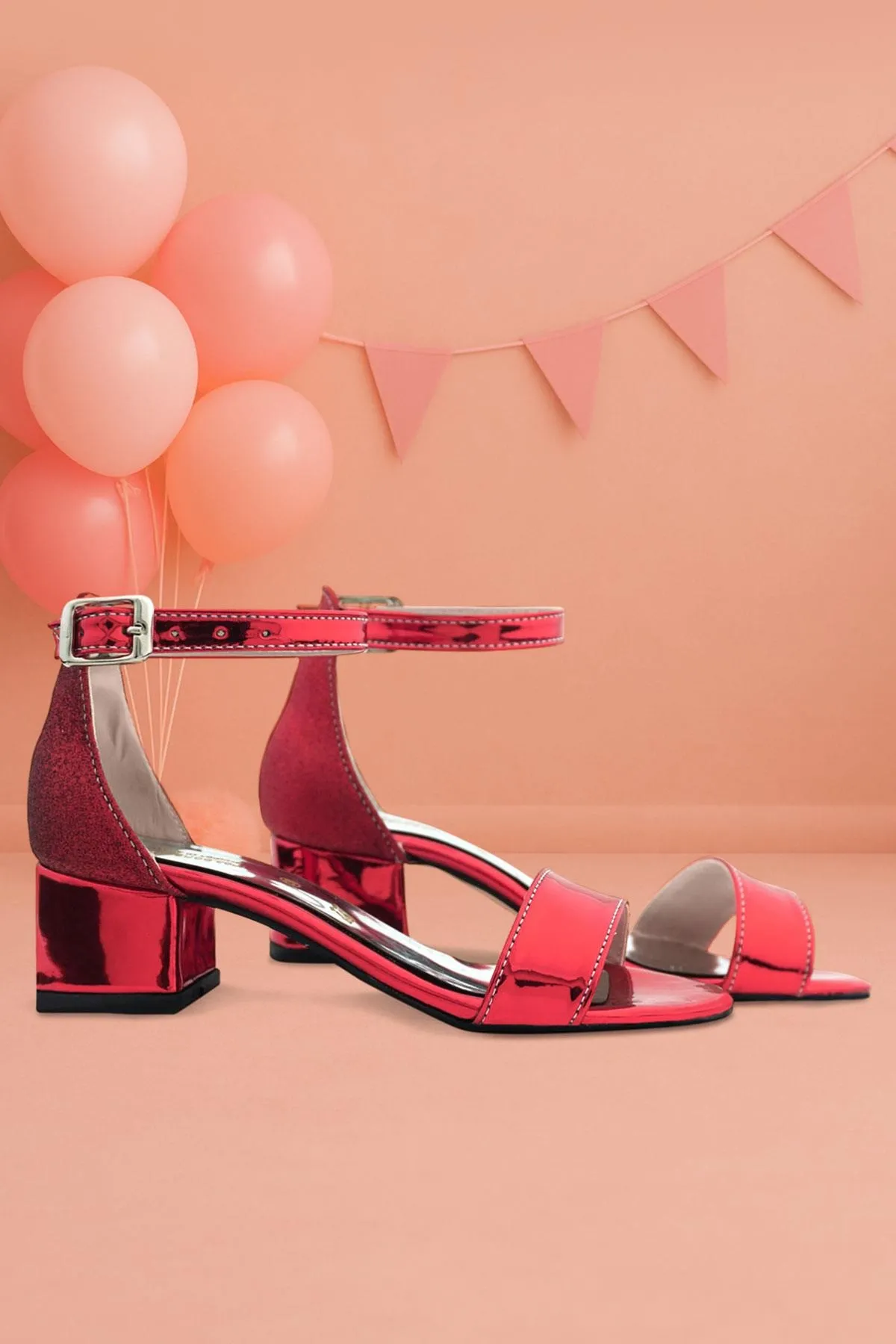 Elsa Kırmızı Aynalı Kalın Topuklu Kız Çocuk Abiye Ayakkabı