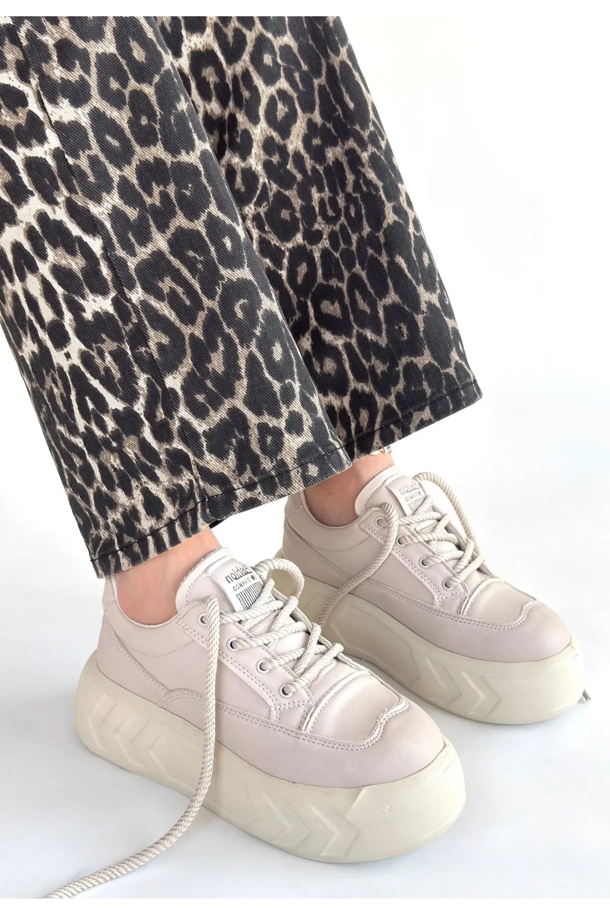 Emwa Bej Cilt Bağcıklı Spor Ayakkabı