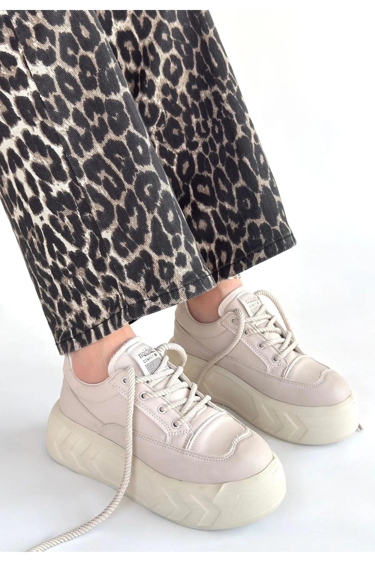 Emwa Bej Cilt Bağcıklı Spor Ayakkabı