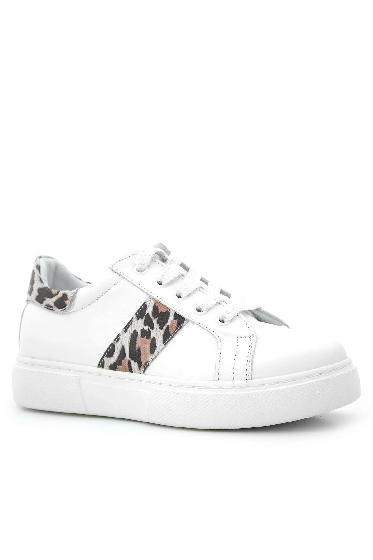 Hakiki Deri Beyaz Bağcıklı Leopar Desenli Kız Çocuk Spor Ayakkabı