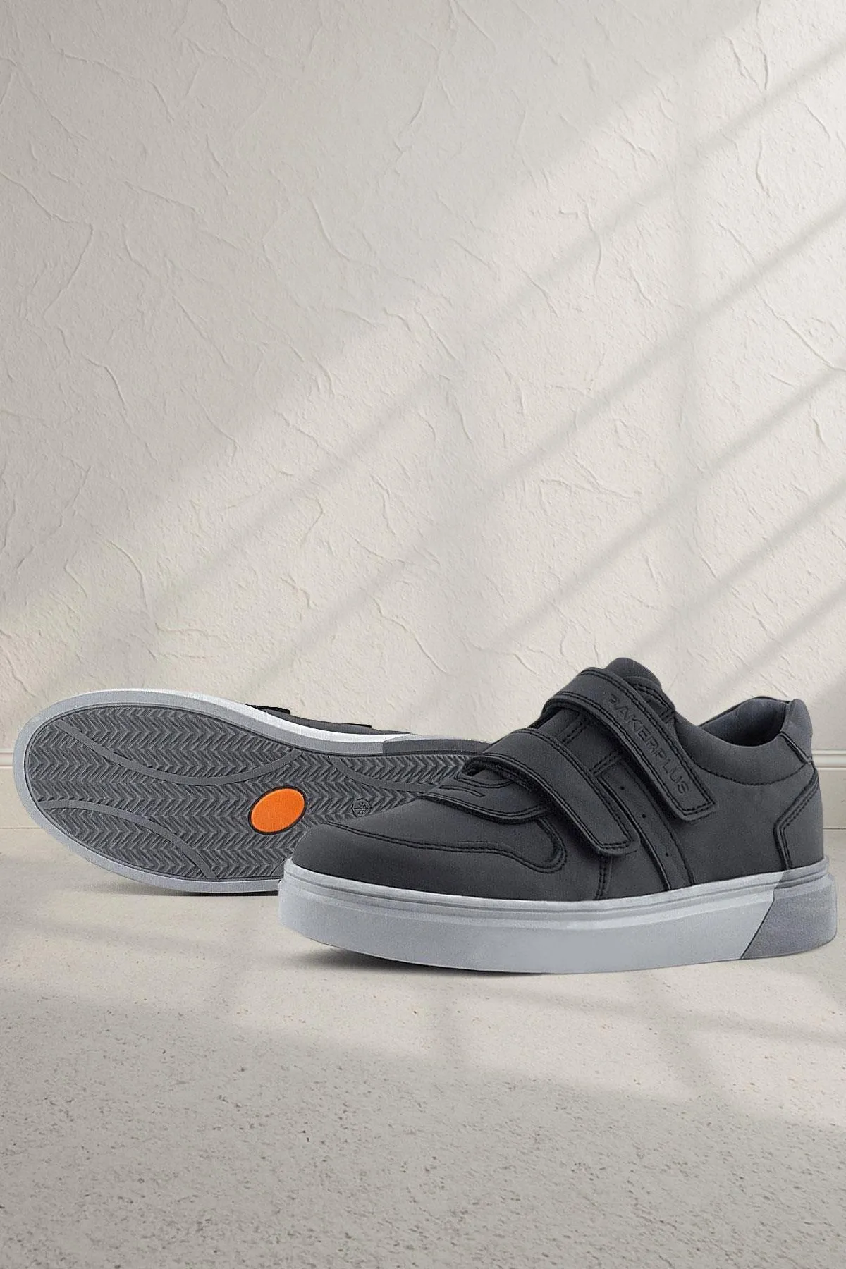 Hakiki Deri Siyah Cilt Gri Tabanlı Cırtlı Erkek Çocuk Sneaker