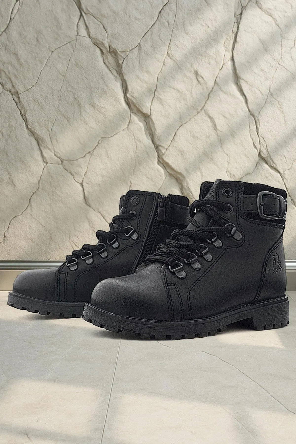 Hakiki Deri Siyah Gerçek Kürklü Bağcıklı Fermuarlı Çocuk Botu